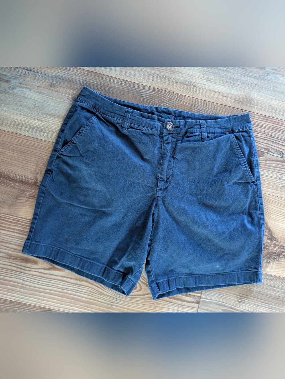 Chubbies Men's Navy Blue Casual Chino Shorts 34 Waist x 7 Inch Inseam